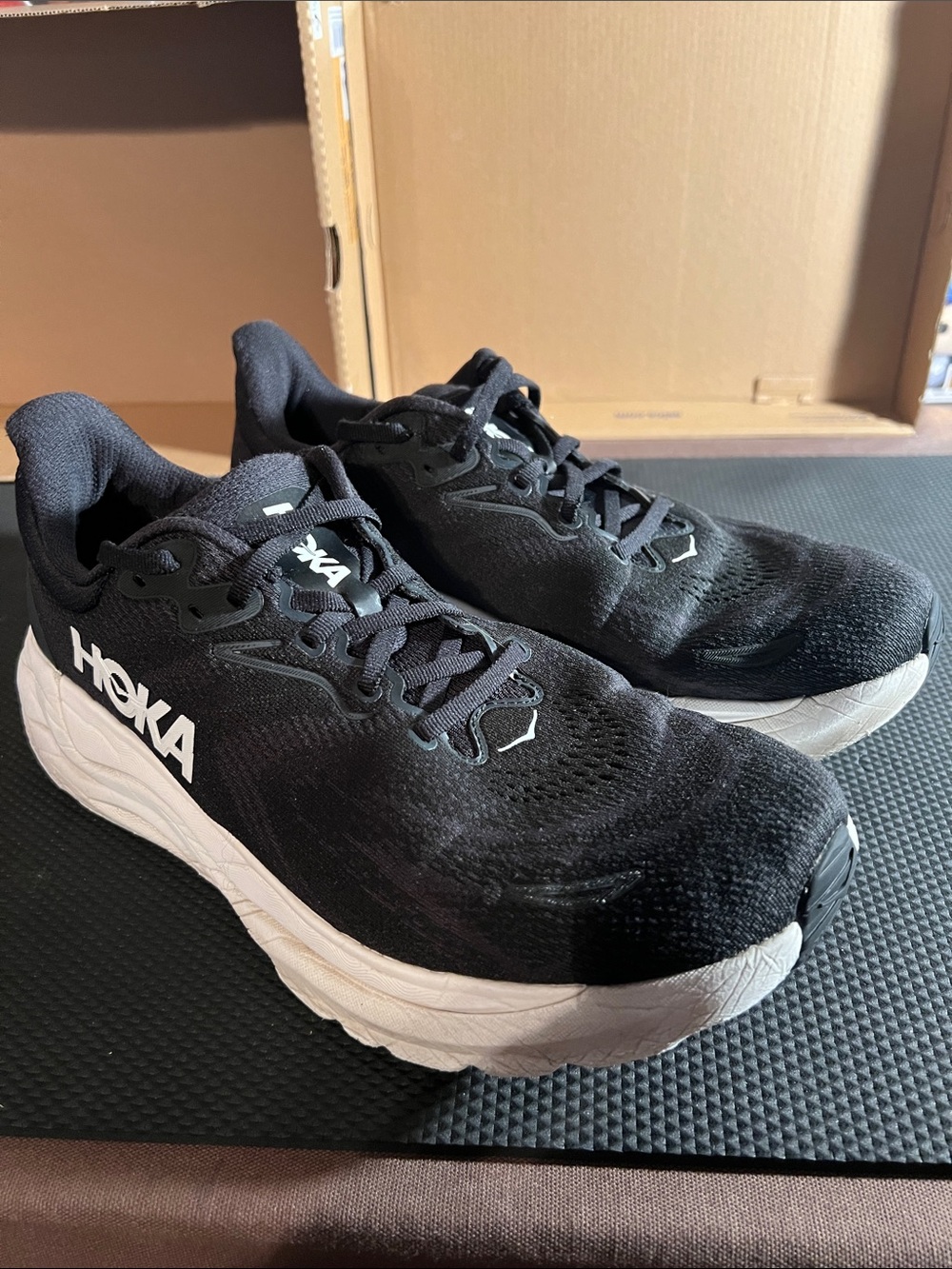 Hoka Men's Black & White Athletic Running Shoes